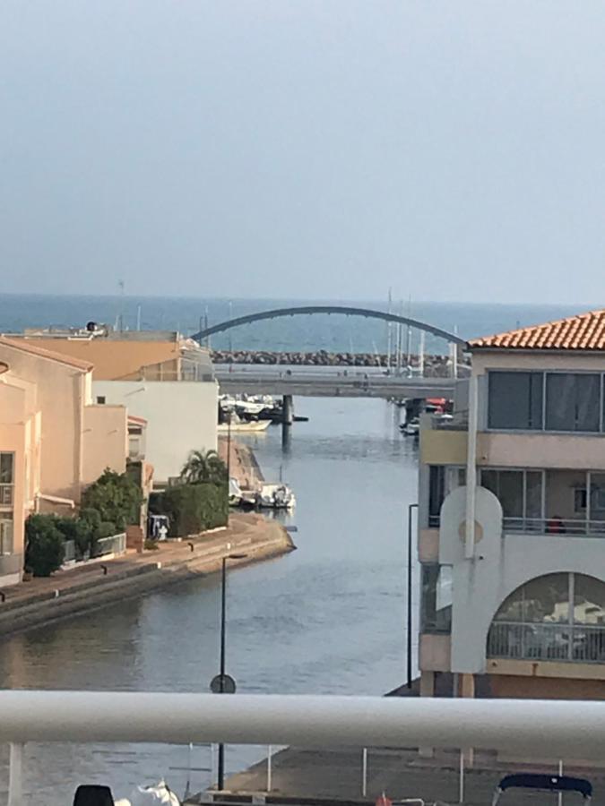 T2 Vue Mer Mezzanine Les Quilles Sete Luaran gambar